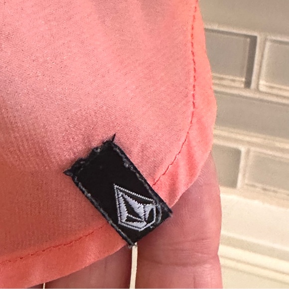 EUC Volcom Palm Tree Tank Top - Picture 4 of 5